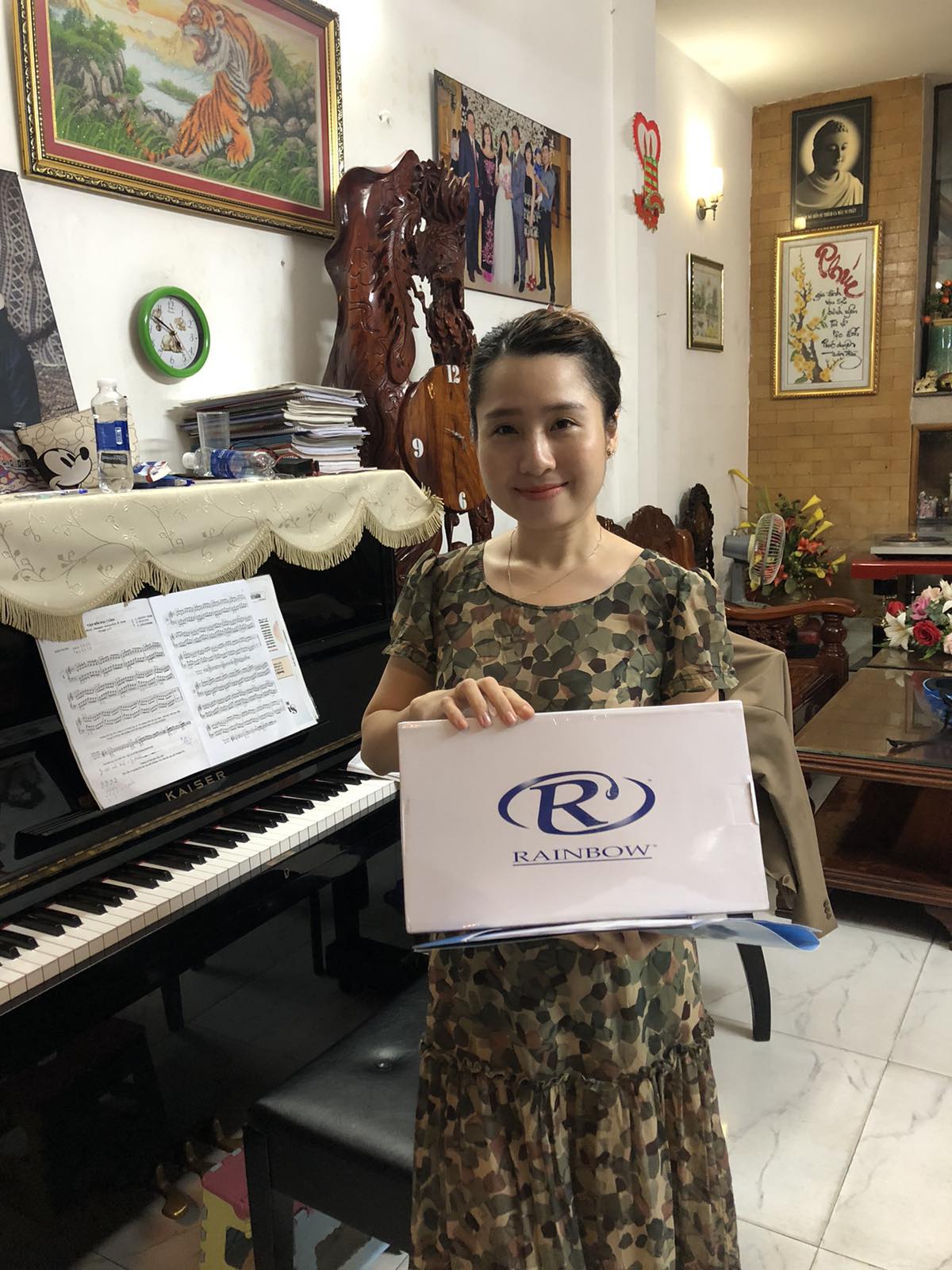 Khách hàng Bộ dụng cụ nấu ăn Nutristahl