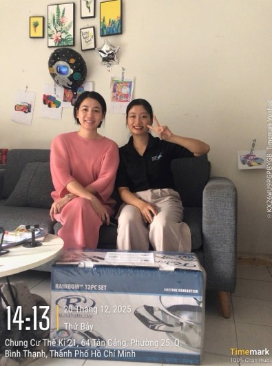 Ms. Giau - Khách hàng Bộ dụng cụ nấu ăn Nutristahl